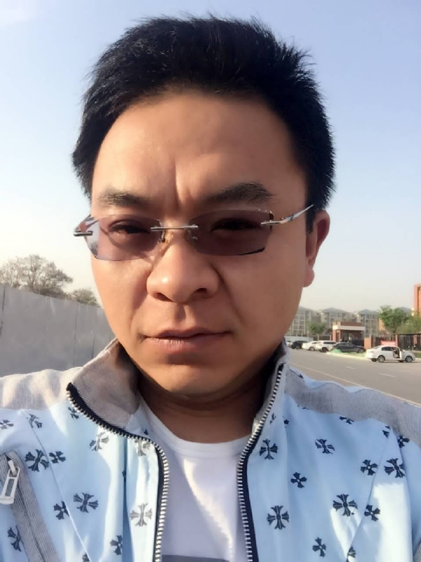 执着的等待的第一张照片--龙岩相亲网