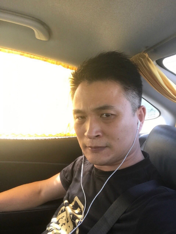 罗的第二张照片--龙岩相亲网