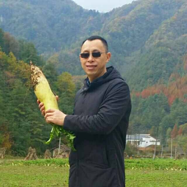 墨迹男的第一张照片--龙岩相亲网