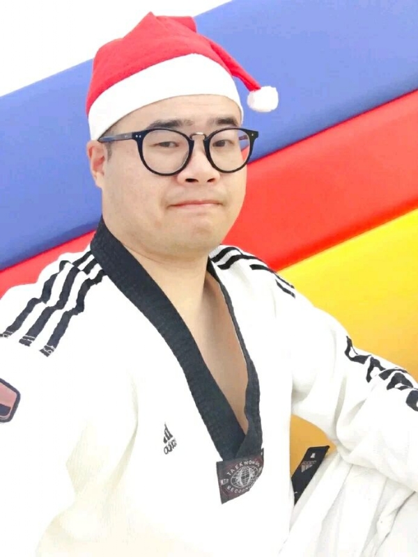何当重相见的第一张照片--龙岩相亲网