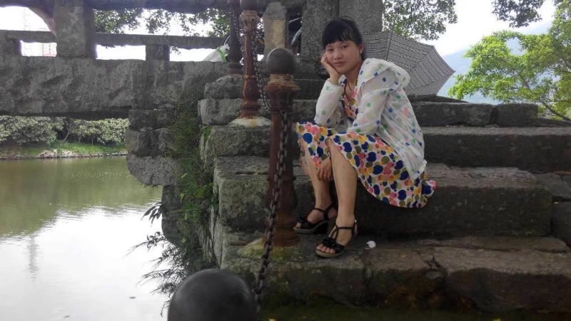 女子悠然的第一张照片--龙岩相亲网