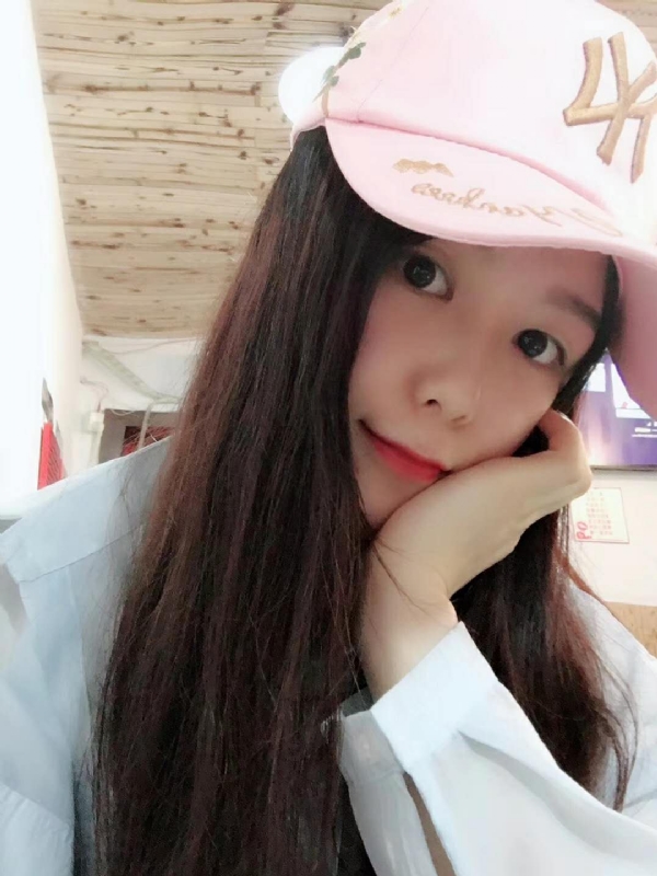丹丹的第一张照片--龙岩相亲网
