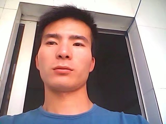 冰冻水果郎的第一张照片--龙岩相亲网