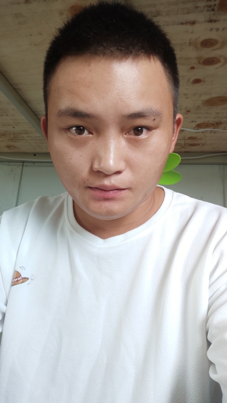 水里面的云呀的第一张照片--龙岩相亲网