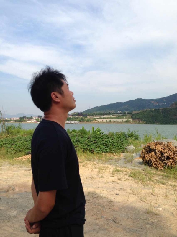 雾里看花的第一张照片--龙岩相亲网