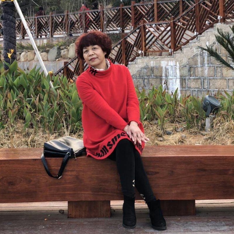 诗琴画意的第一张照片--龙岩相亲网