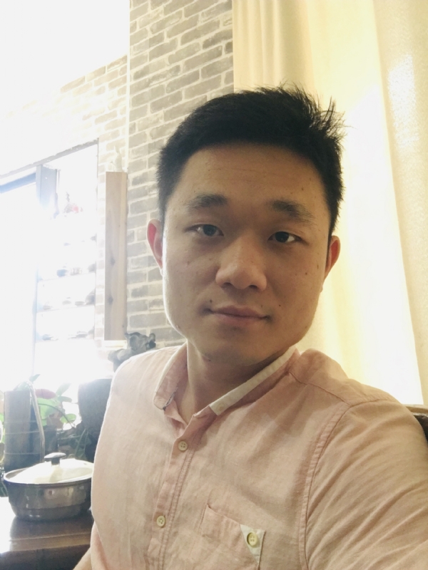落落大方的第二张照片--龙岩相亲网