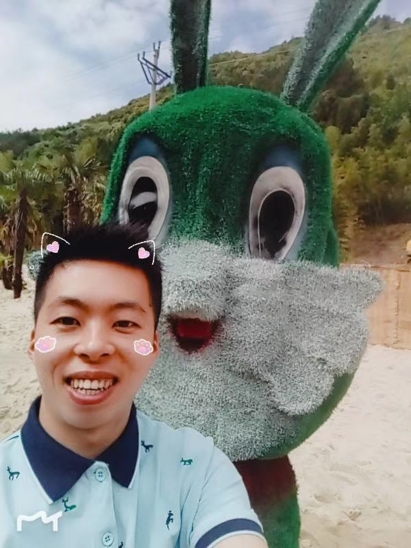 爱就要向前冲的第一张照片--龙岩相亲网