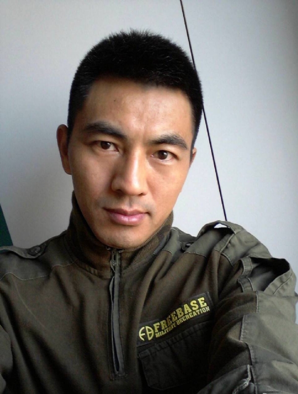 鐵血柔情的第一张照片--龙岩相亲网
