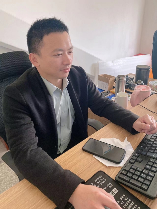 落叶知秋的第一张照片--龙岩相亲网