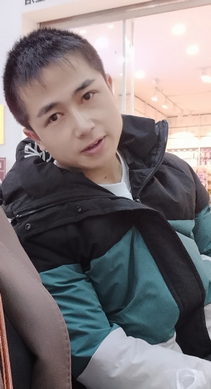 不骄不躁的第一张照片--龙岩相亲网
