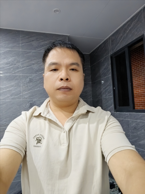 刘两水的第一张照片--龙岩相亲网